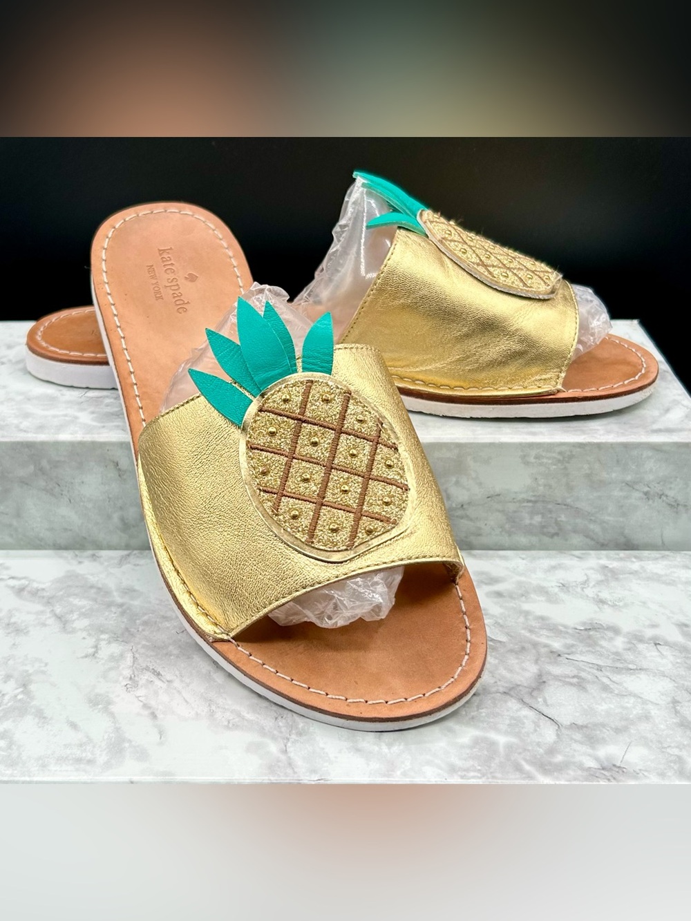 KATE SPADE New York Ibis Pineapple Slide Sandals. Size 10 M